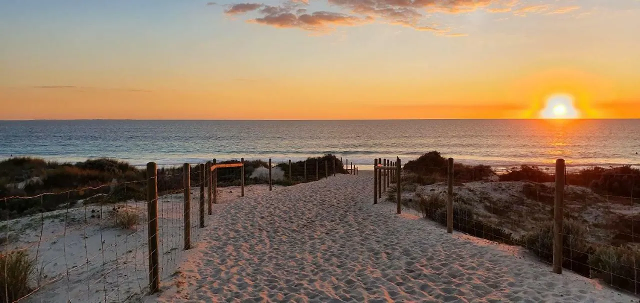 West Beach Lagoon 218 - Outstanding Value! بيرث أستراليا